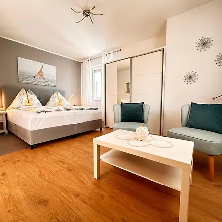 Park Plaza *