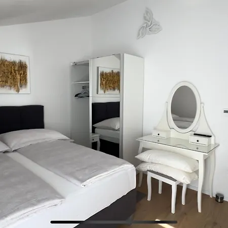 Apartment Park Plaza Valbandon