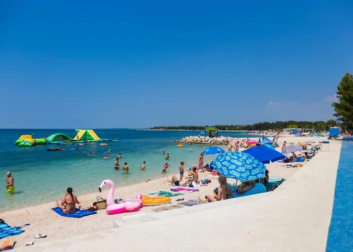 Park Plaza Appartement Fažana